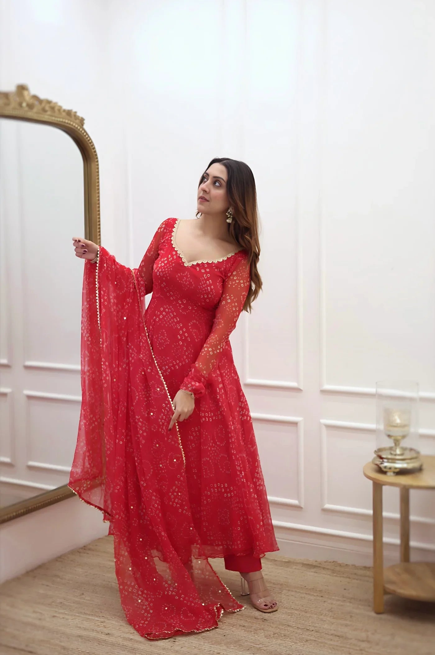 Beautiful  Dhani Red Suit Set